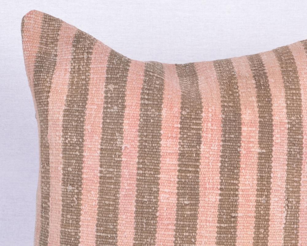 Yün  El Dokuma Kilim Yastık Kılıfı