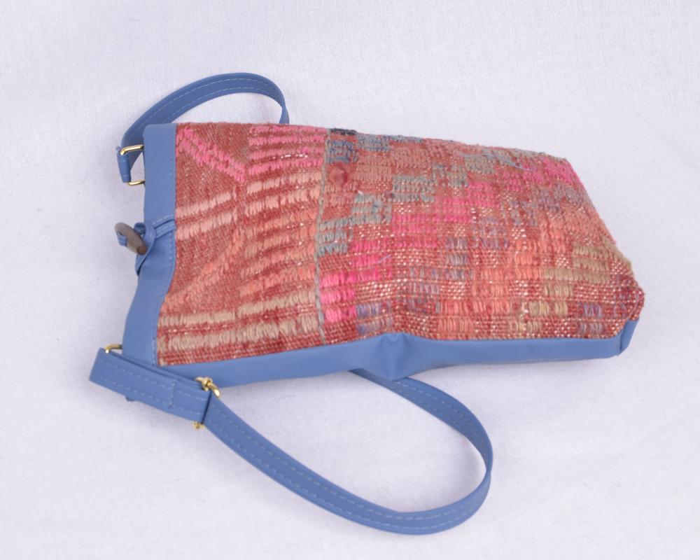 Kilim%20Çanta%20Dokuma%20Çapraz%20Omuz%20Çantası