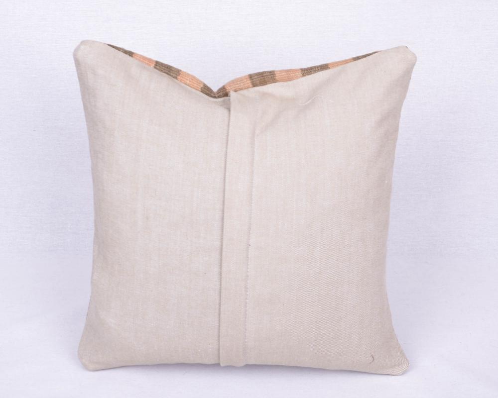 Yün%20%20El%20Dokuma%20Kilim%20Yastık%20Kılıfı