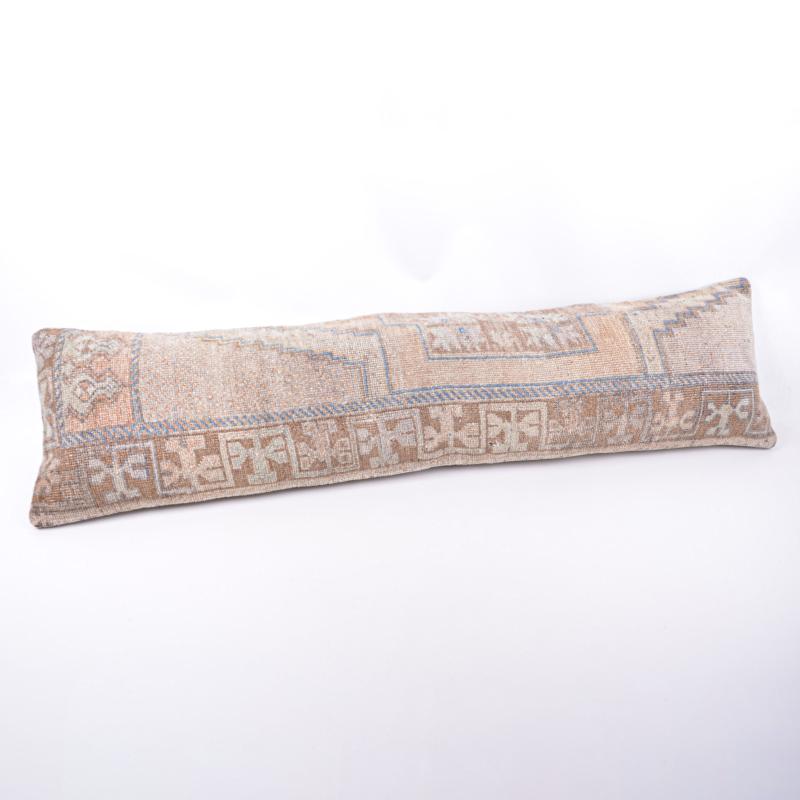 Antika Halı Yastık Kılıfı