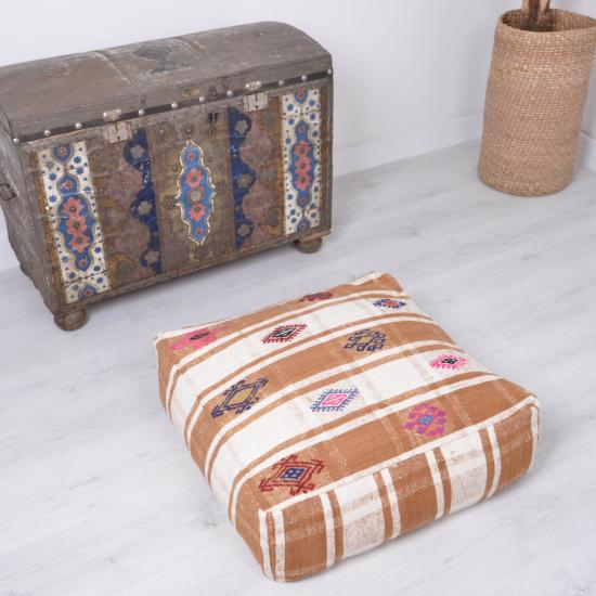 Kilim Puf Yer Minderi